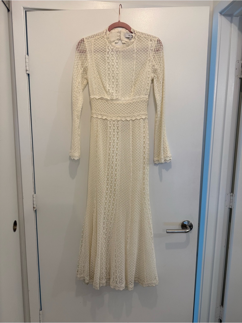 New Ivory Cream Lace Long-Sleeve Maxi Mermaid Dress